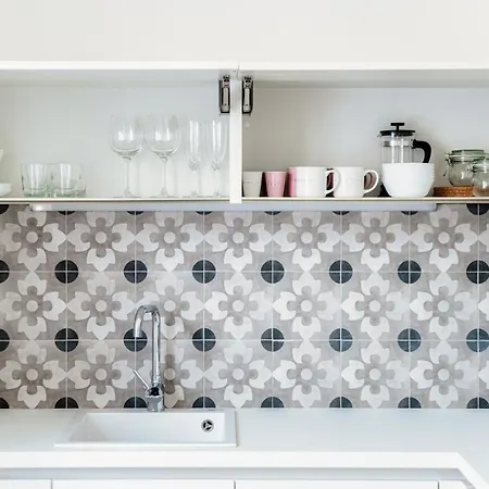 Silvia House - The House Of Travelers Como