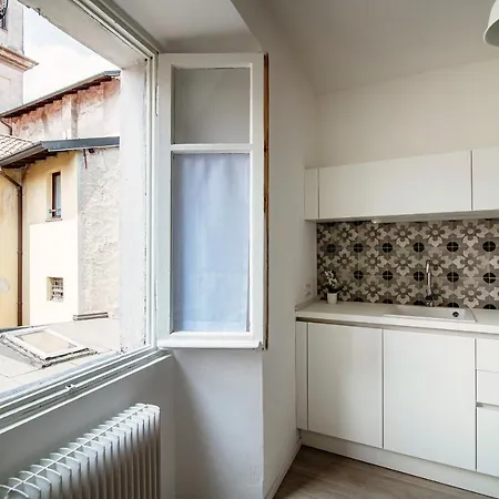 Silvia House - The House Of Travelers Apartamento *